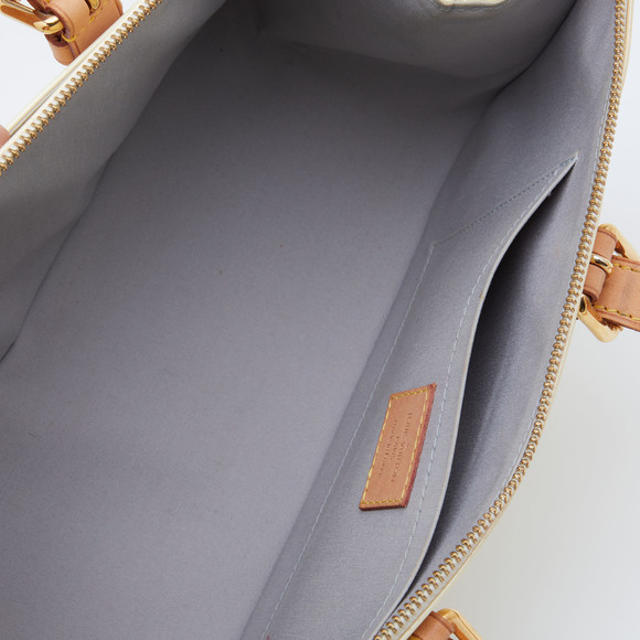 LOUIS VUITTON Lime Monogram Vernis Rosewood Avenue Bag - Picture 7 of 8